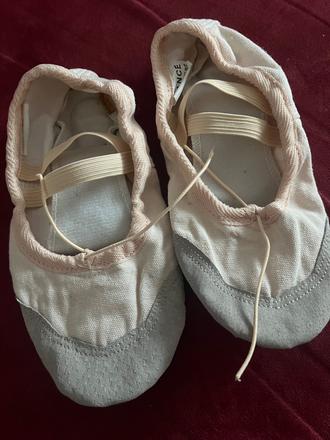 Cvičky na tenečnú, 35