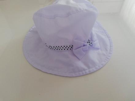 Biely klobúk obvod 44cm, 92