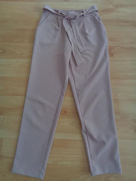 Letné nohavice, 158