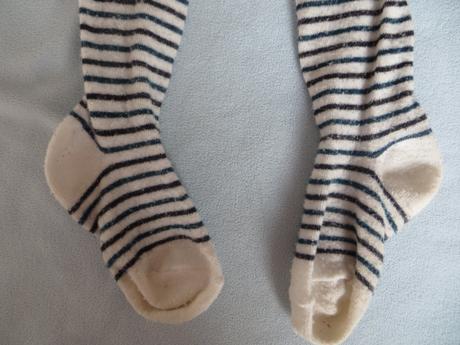 Biele pásikavé pančušky, 92