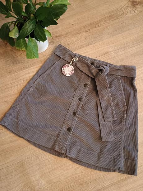 Sukňa zn. odd molly, 38