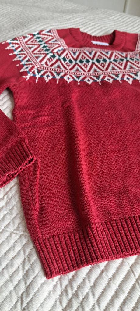 Sveter, reserved,158