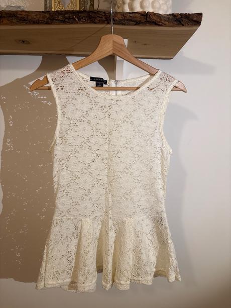 Smotanovy cipkovany top, new yorker,xs