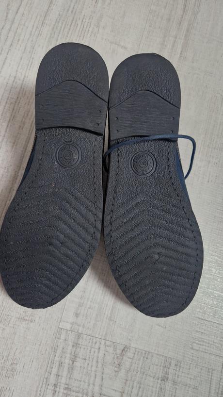 Sviatocne topanky, lasocki,38