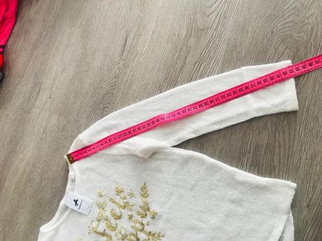 Krásny ľahučký svetrík, 110