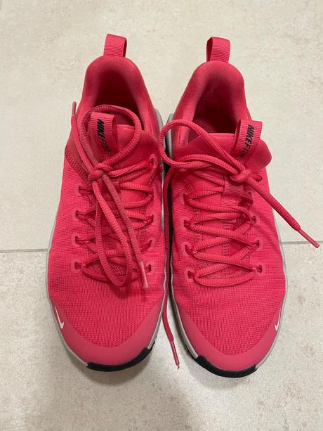 Tenisky nike free na telesnu, nike,38