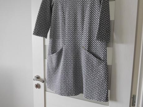 Šaty úpletové jemné kocky, s/m, s