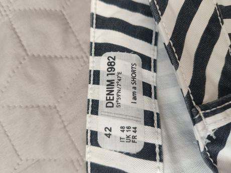 Riflové nohavice, 42