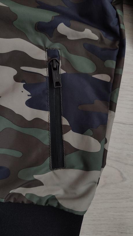 Maskáčová bunda, chapter young,134