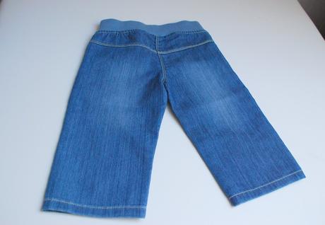 Pekné pohodlné rifle , lupilu,74