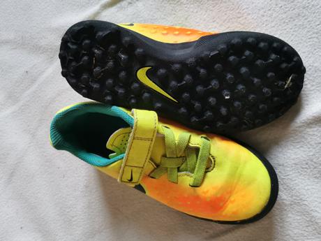 Turfy velkost 29.5, nike,29