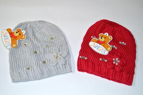 Háčkovaná čiapočka s kvetom, 128