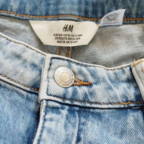 Krásne riflové kraťasy smiley world od h&m, h&m,164