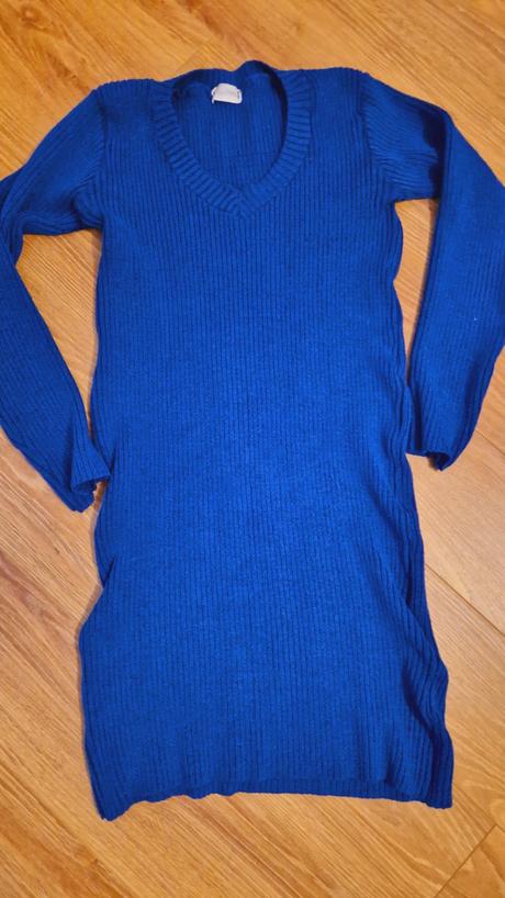 Pletené teplé modré šaty, m