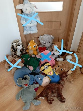 Veľa plyšových hračiek za symbolické ceny.,