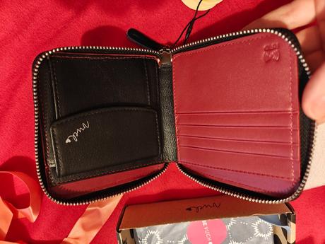 Dámska kožená peňaženka malá vuch, 