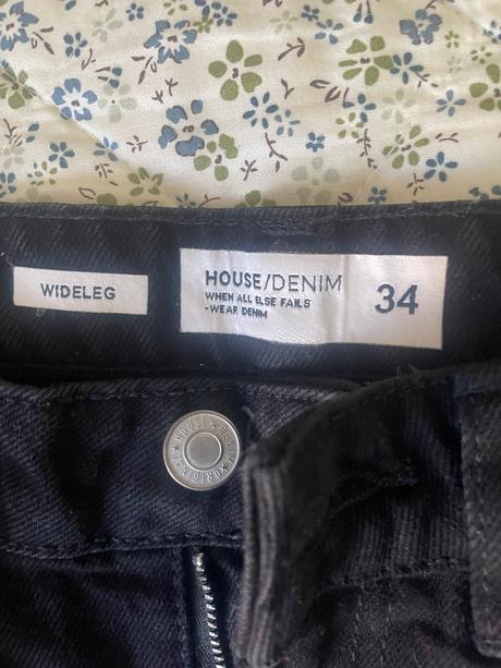 Čierne rifle, house,34