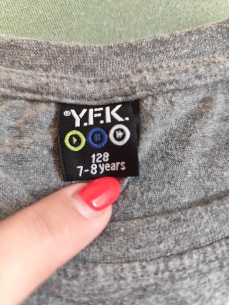 Tričko s premieňaciou aplikáciou, 128