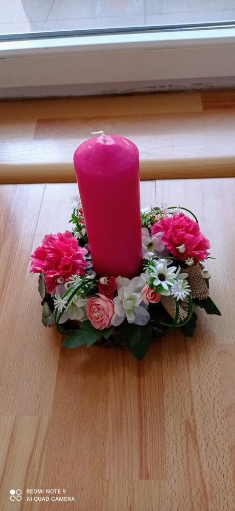 Celoročný svietnik, 