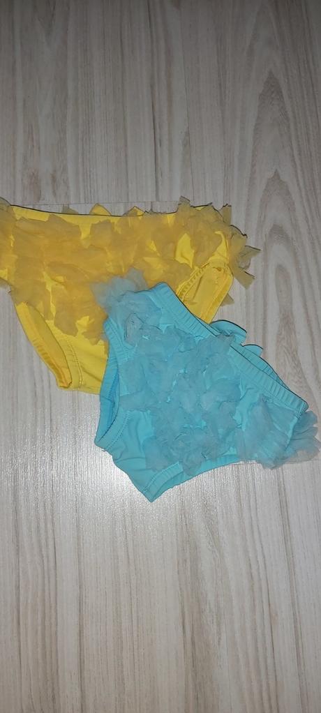 Nádherné plavky, 104