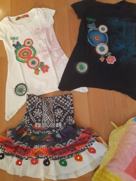 Malo nosene tricka 122/128, desigual,122