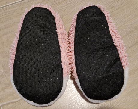 Nové papučky protišmykové, 29
