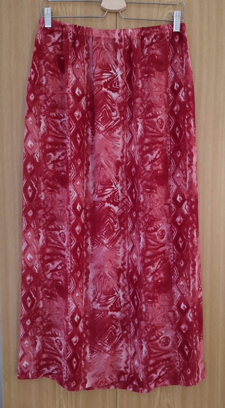 Sukňa červená, 42