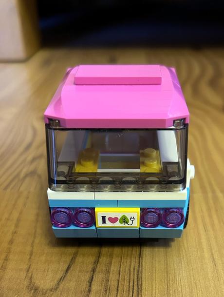 Lego friends 41443 olivia a jej elektromobil, 
