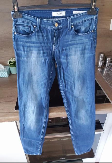 Skiny guess, guess,s