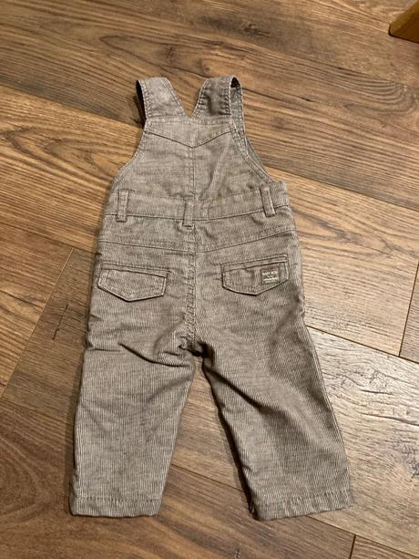 Nohavice na traky, 68