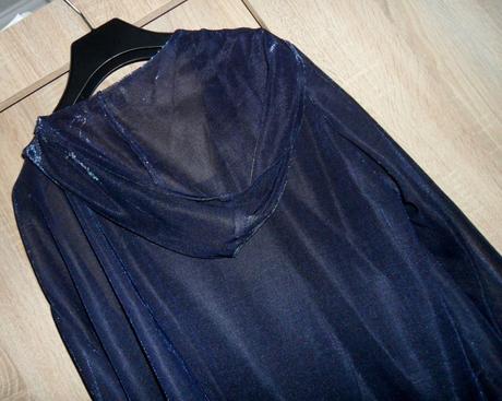 Dlhé zamatovo-modré šatičky+bolerko, 40