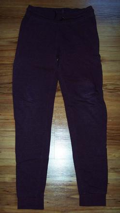 Bavlnené tepláky, 134