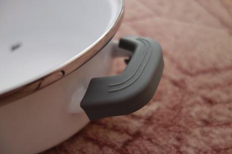 Silikónový úchyt na hrniec, 