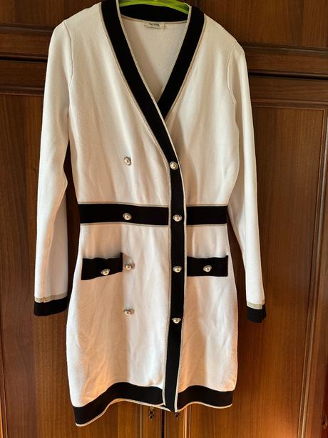 Saty frakomina č.m mám dva ks, fracomina,m