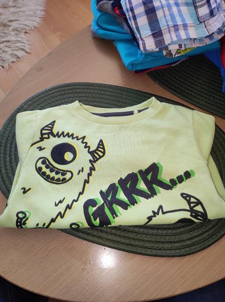 Mikina 4-5 rokov, f&f,110