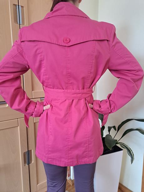 Ružový trenckot, gate,40