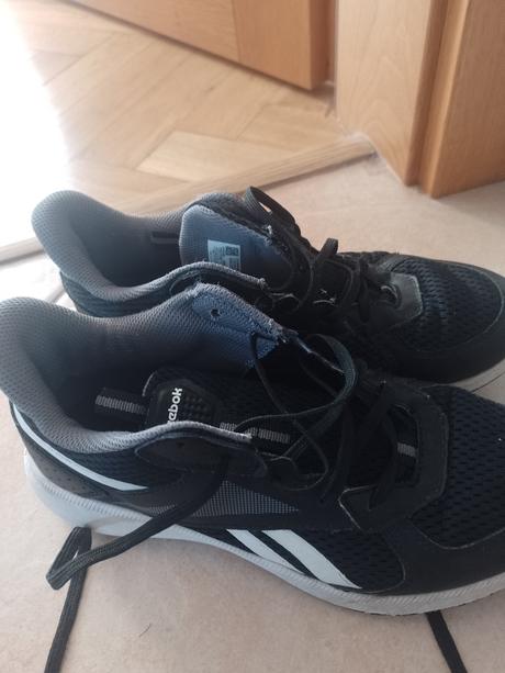 Letne vzdusne botasky, reebok,36
