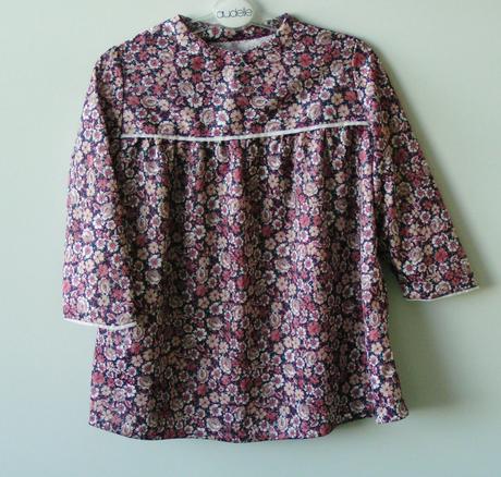 Dievčenské šaty kvietkované, 98