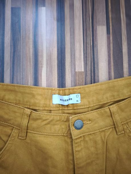Kraťasy horčicovej farby, reserved, veľ xl, reserved,xl