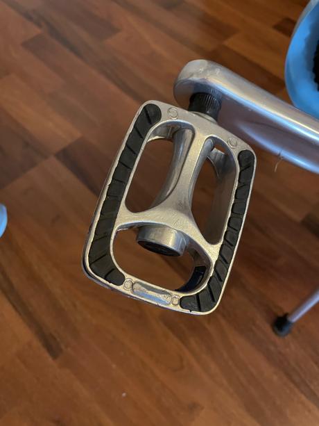 Bicykel atala mestsky, 28