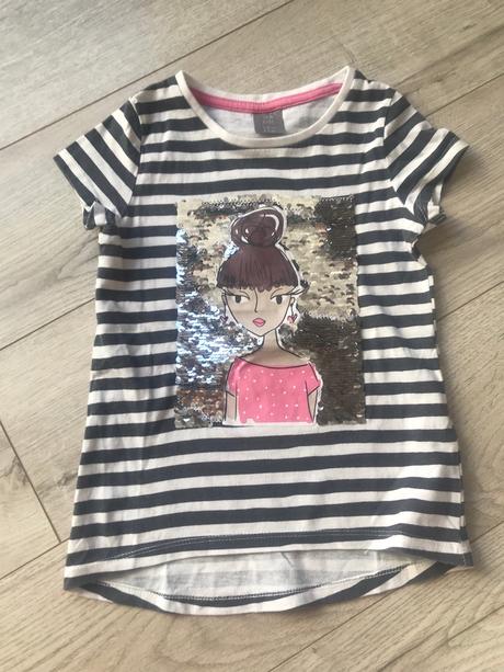 Krásne trendy tričko, 110