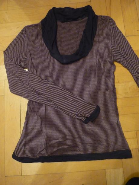 Tričko so zaujímavým golierom, reserved,s