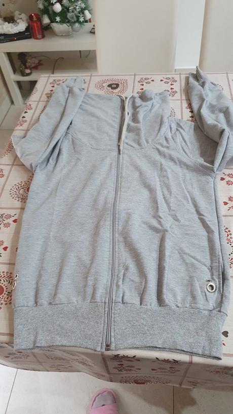 Mikina, l