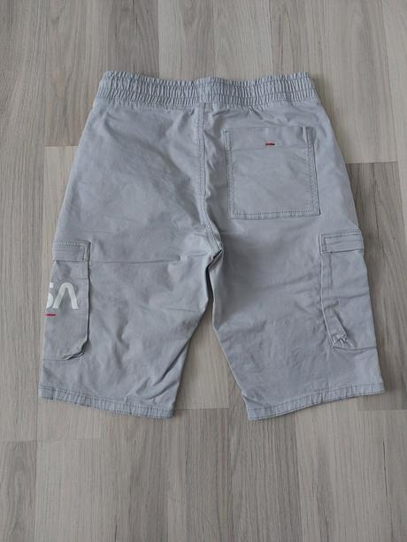 Trištvrťáky cropp, 28