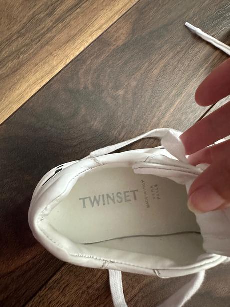 Dievčenské tenisky, 30