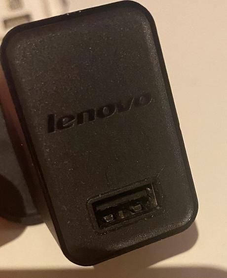 Uk adaptér na samsung a lenovo, 