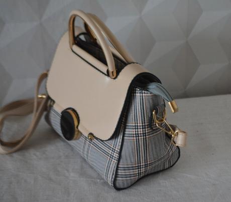 Kabelka púdrovo-kockovaná, do ruky aj crossbody, 