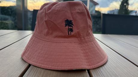 Zara obojstranny klobúčík 56cm, zara,134