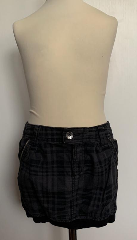 Benetton krátka sukňa, benetton,128