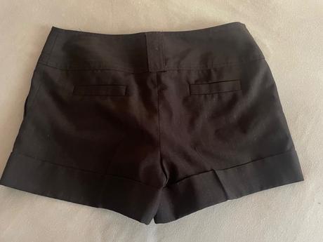 Šortky, 34